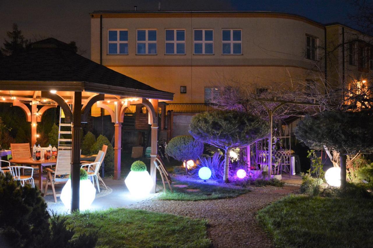 Apartamenty I Pokoje „Pod Jedynka” Konstantynów Łódzki Exterior foto